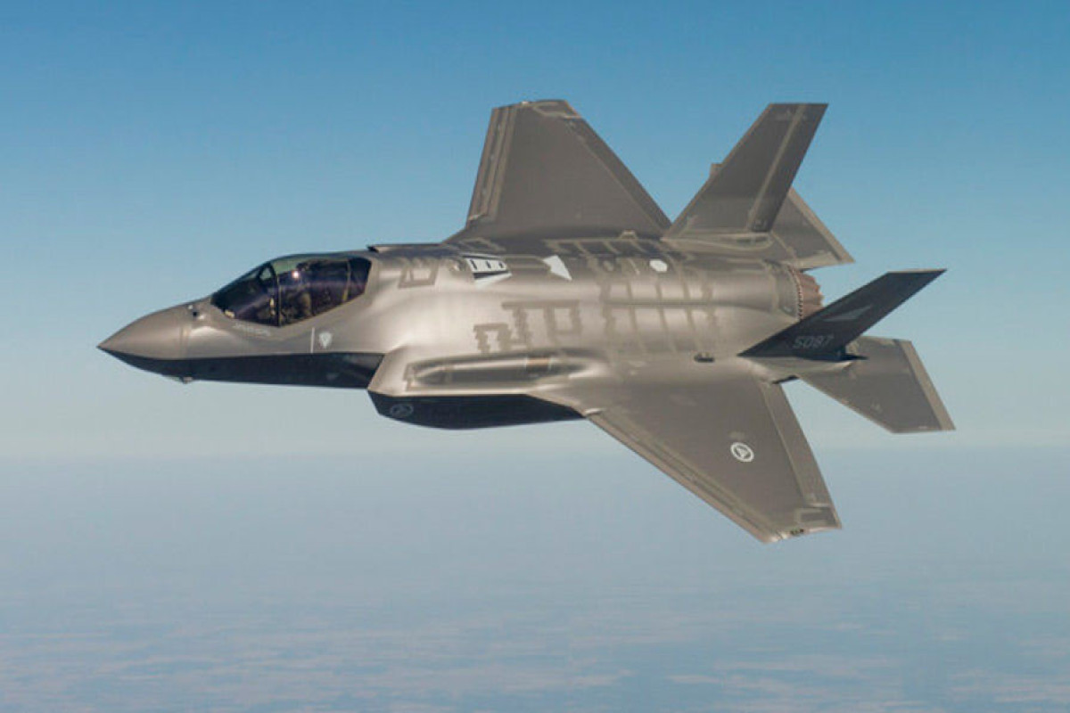 Самолет F-35