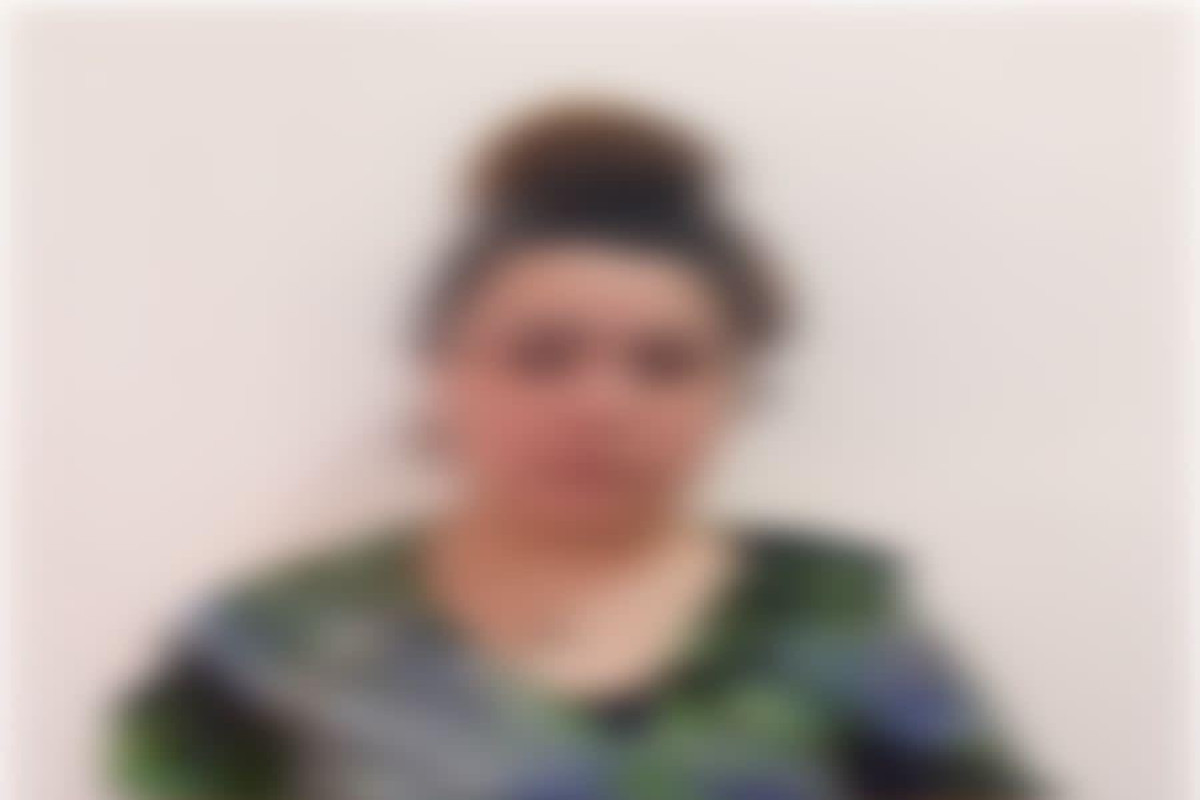 Задержана женщина, повредившая декоративное дерево на Бакинском бульваре
