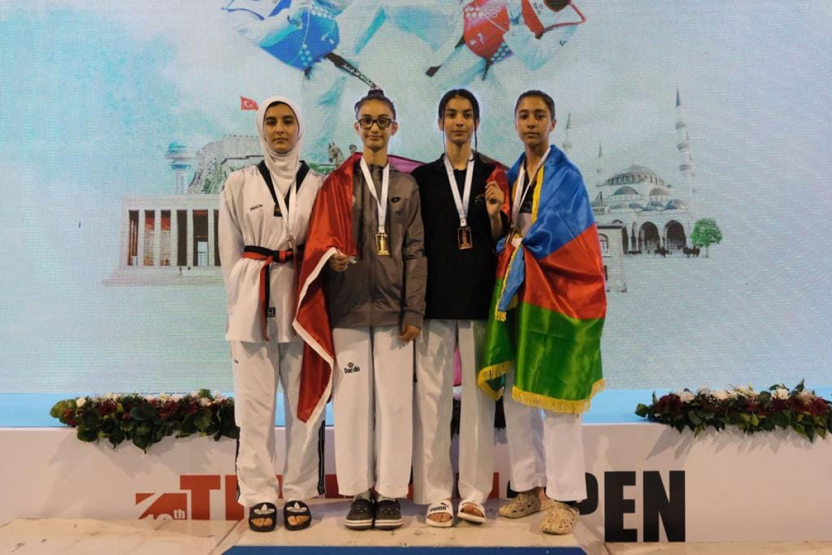 Азербайджанские тхэквондисты завоевали в Турции 8 медалей-ФОТО 