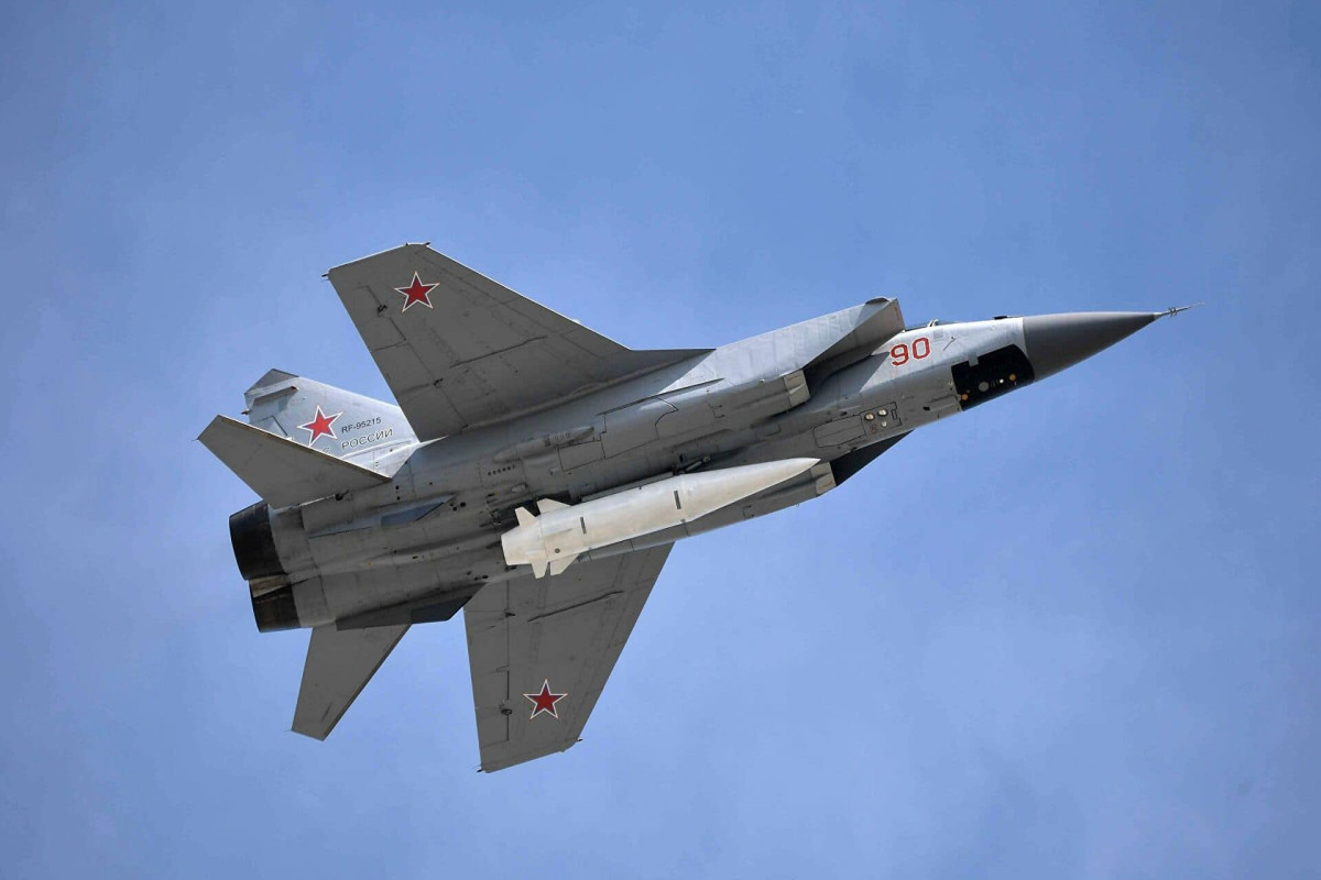 Россия подняла в воздух истребитель МиГ-31 для пресечения нарушения границы