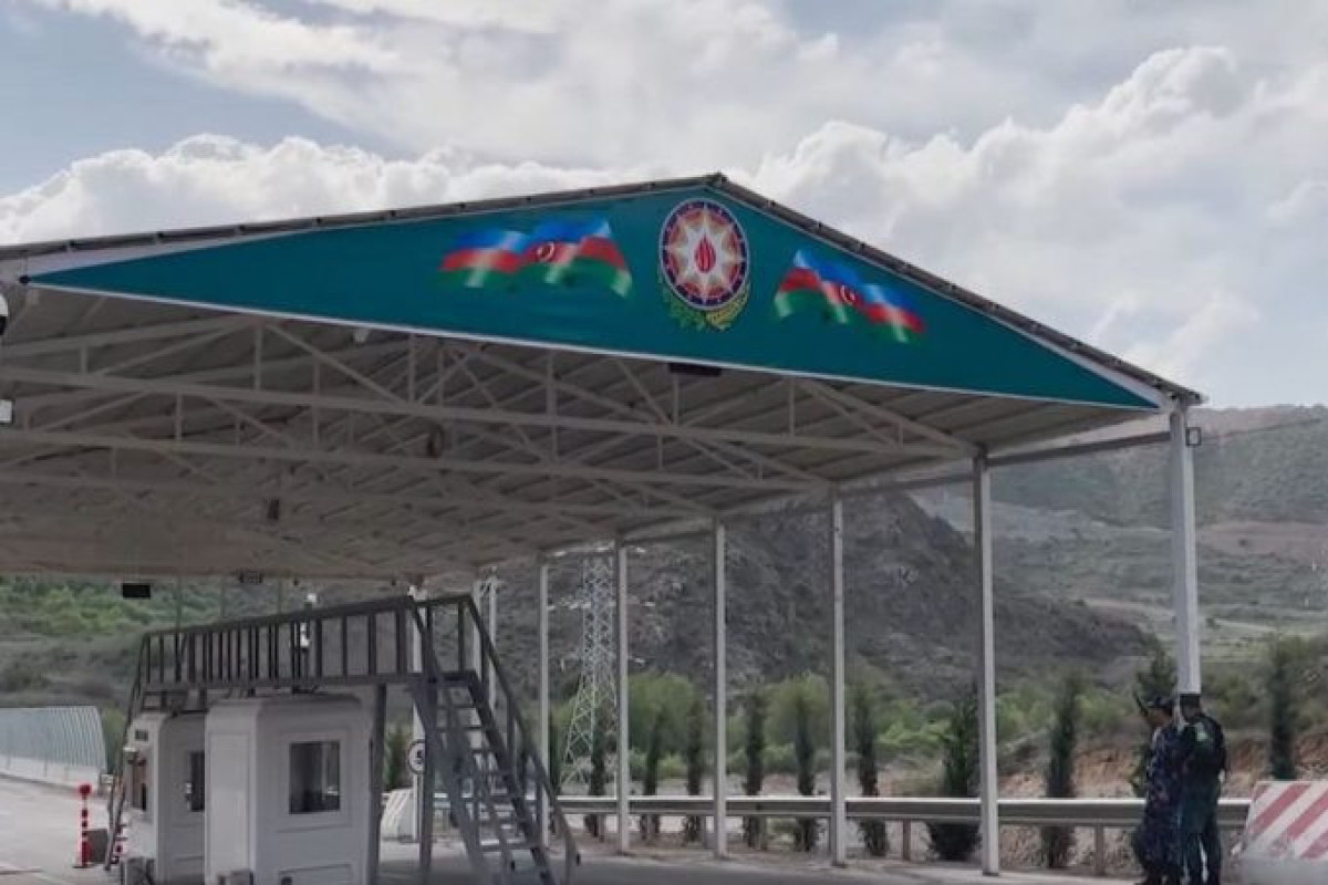 Обнародовано число лиц, воспользовавшихся пограничным контрольно-пропускным пунктом Лачин