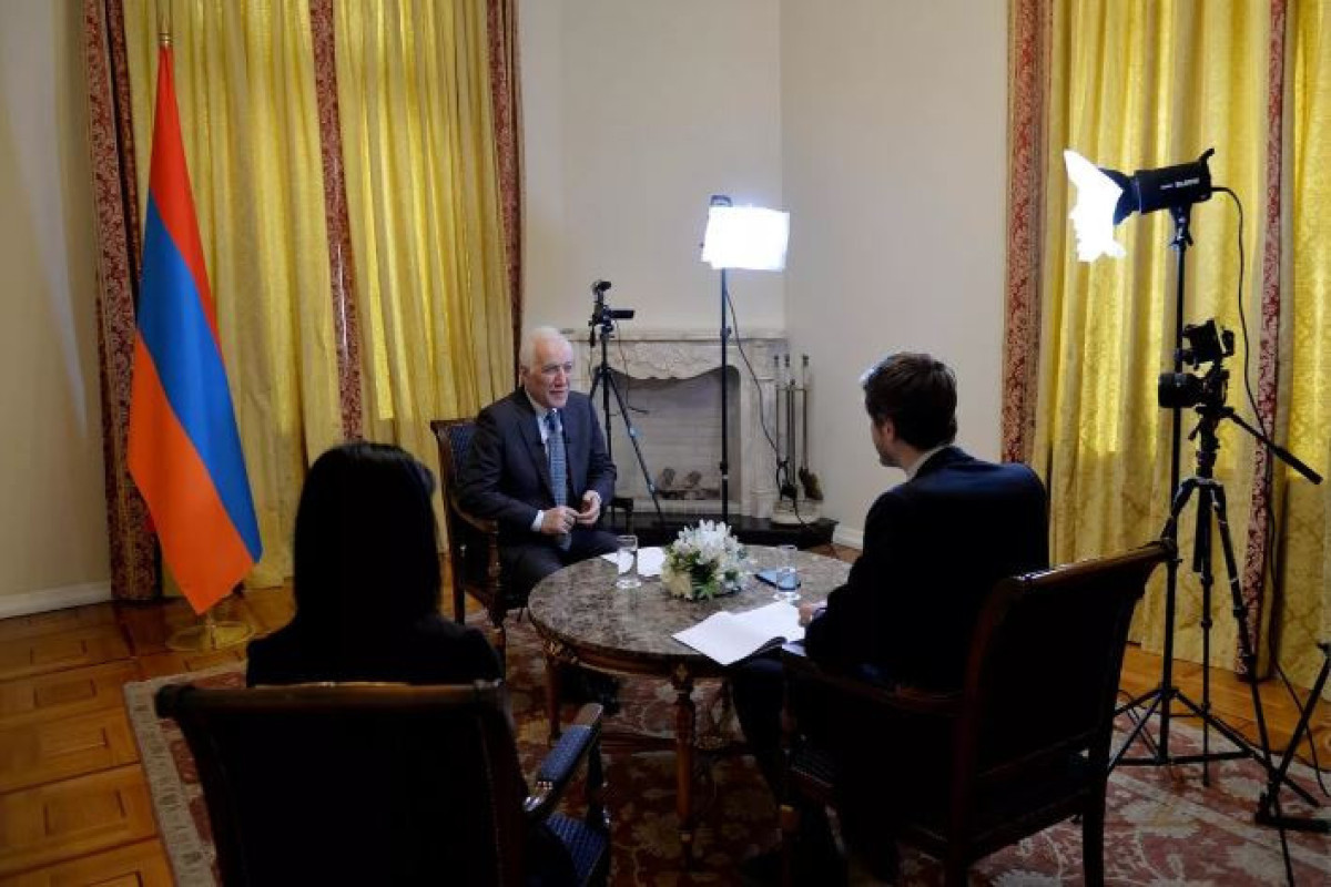 Президент Армении: Рад, что мы возобновили диалог с Анкарой