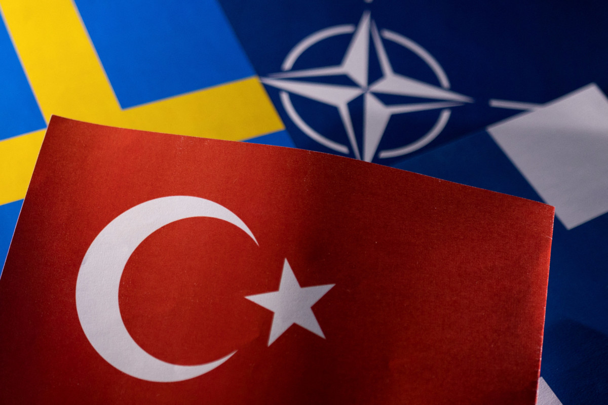 НАТО: Турция заявила, что в выполнении обязательств Швеции относительно ее членства есть прогресс