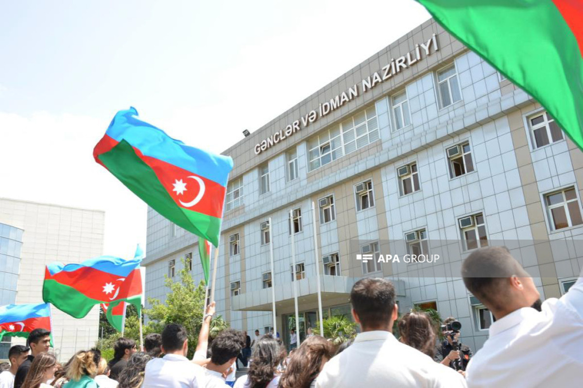 Сборная Азербайджана отправилась на Европейские игры