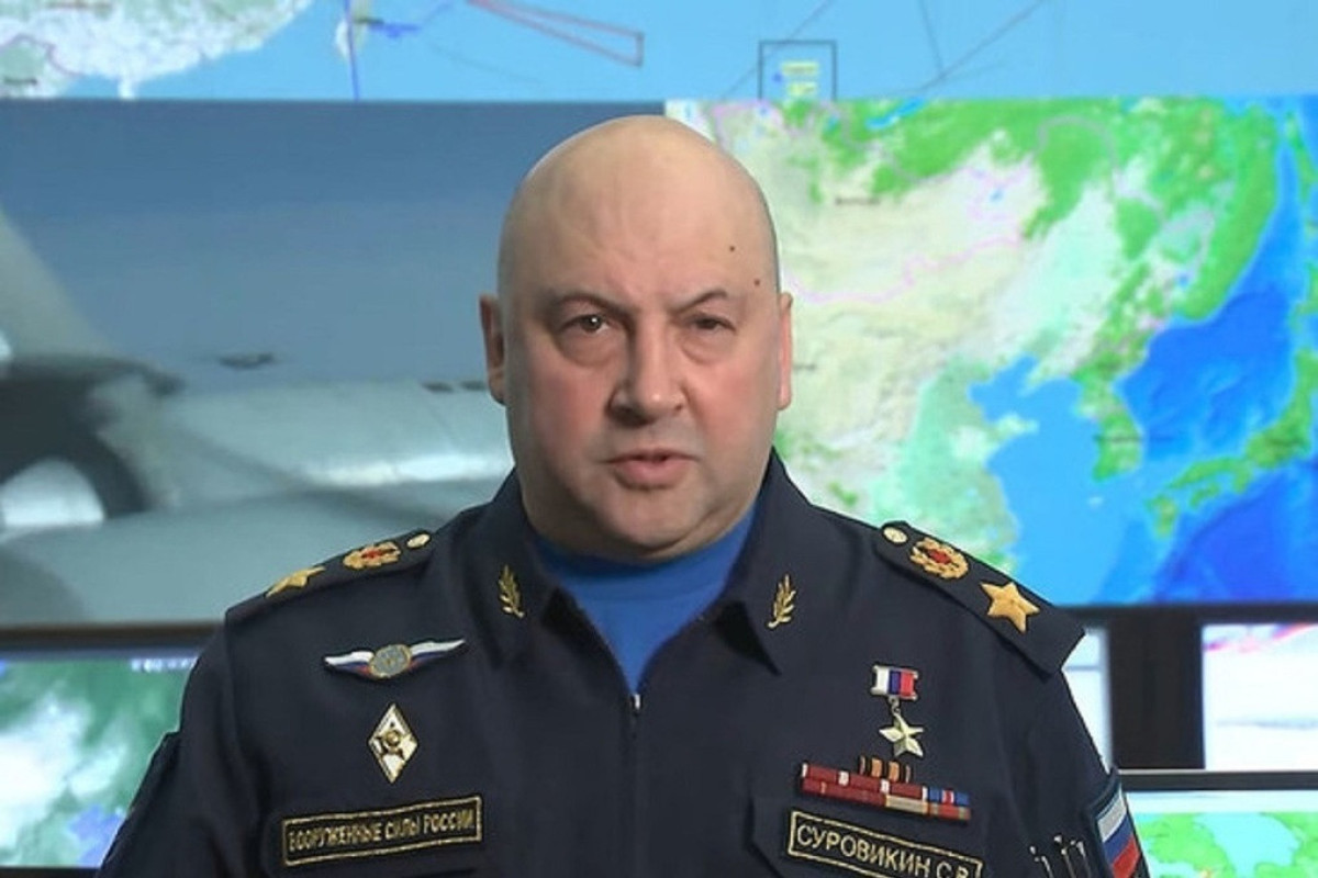 Генерал Суровикин призвал «вагнеровцев» сложить оружие