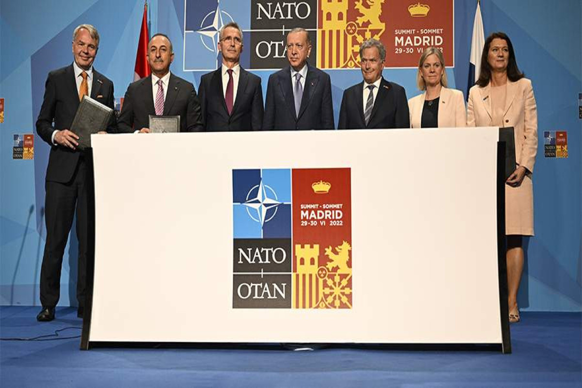 Столтенберг: Швеция на следущей неделе обсудит с Финляндией и Турцией членство в НАТО