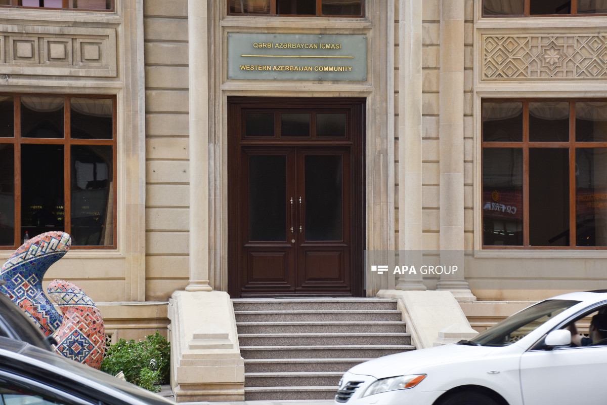Община: Призываем Пашиняна работать над возвращением азербайджанцев в свои законные дома в Армении