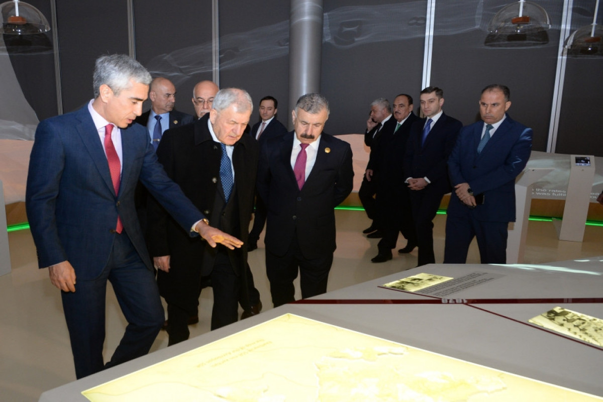 Президент Ирака ознакомился с Центром Гейдара Алиева-ФОТО 