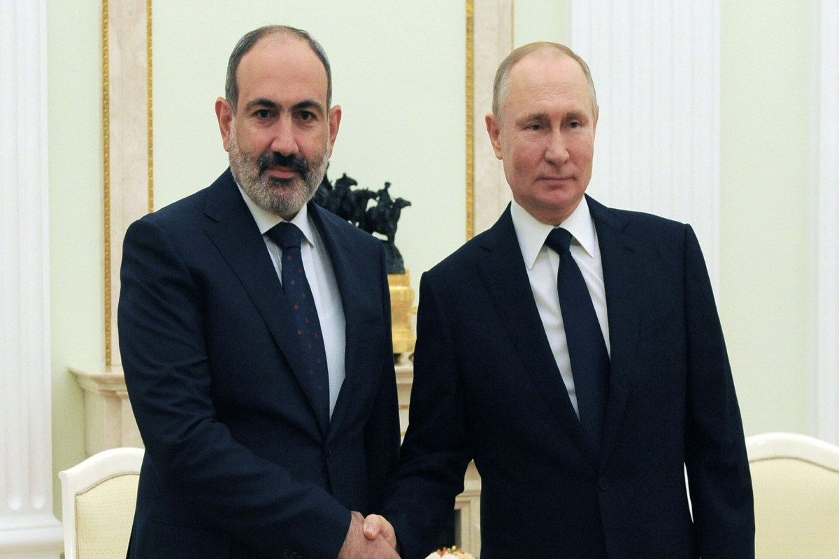Путин провел телефонную беседу с Пашиняном