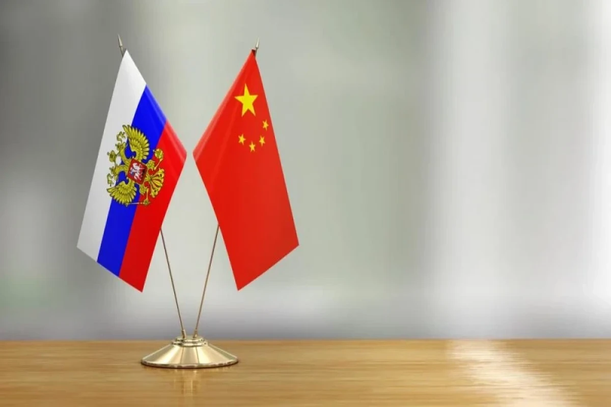 Politico: Китайские компании в 2022 году поставляли в Россию ружья и бронежилеты