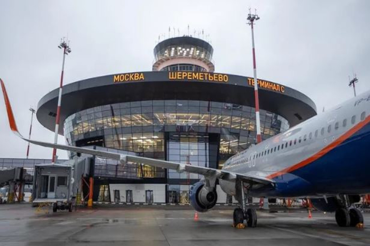 Неопознанный дрон попытался атаковать Airbus А320 при посадке в московском Шереметьево