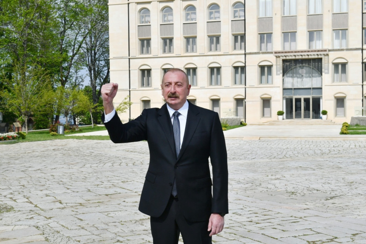 Президент Ильхам Алиев