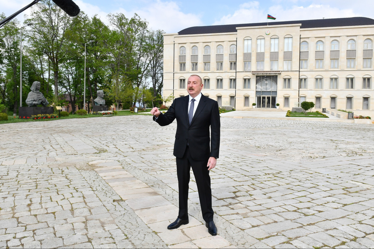 Президент Ильхам Алиев