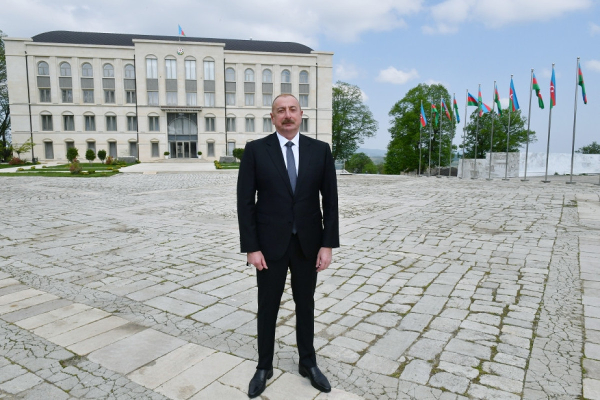 Президент Ильхам Алиев