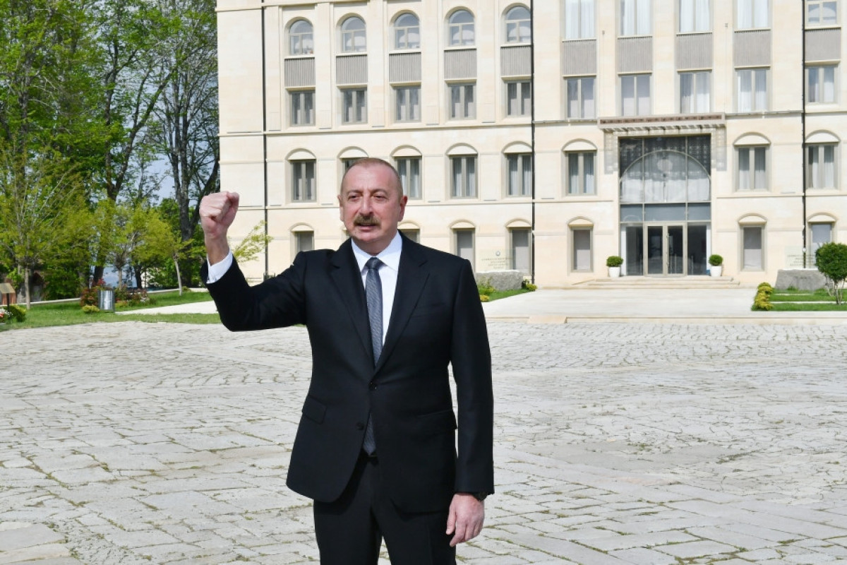 Президент Ильхам Алиев
