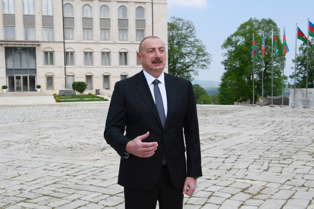 Президент Ильхам Алиев