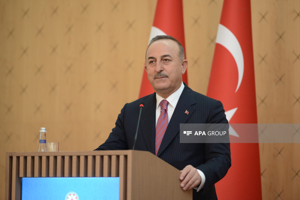 Чавушоглу обсудил с Лавровым процесс нормализации азербайджано-армянских отношений