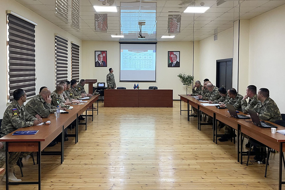 В азербайджанской армии состоялась встреча со специалистами НАТО-ФОТО 