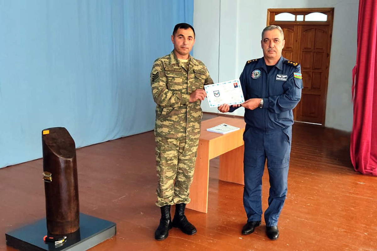 В ВВС Азербайджана состоялся первый выпуск курса подготовки гизирей - ФОТО 