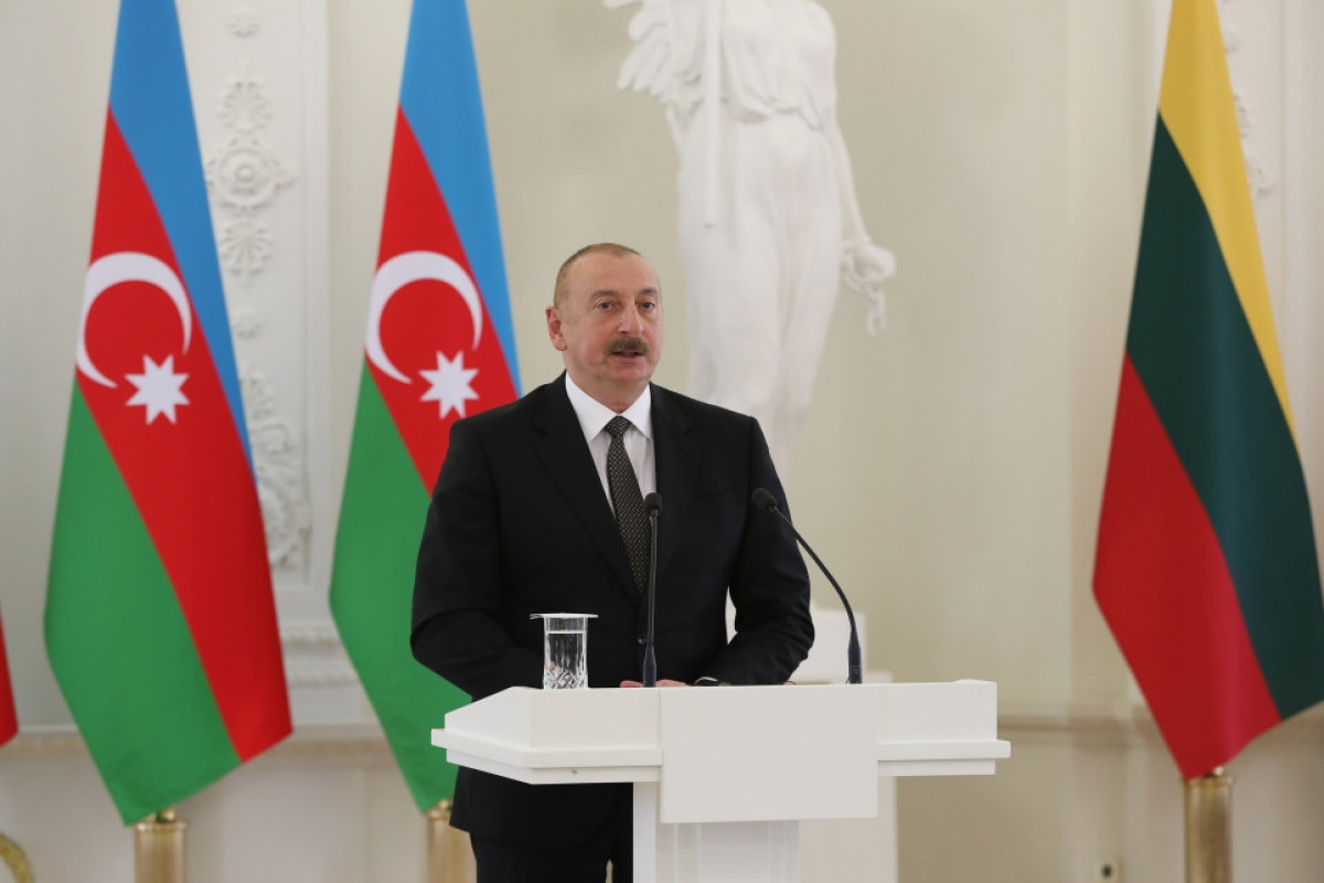 Президент Ильхам Алиев