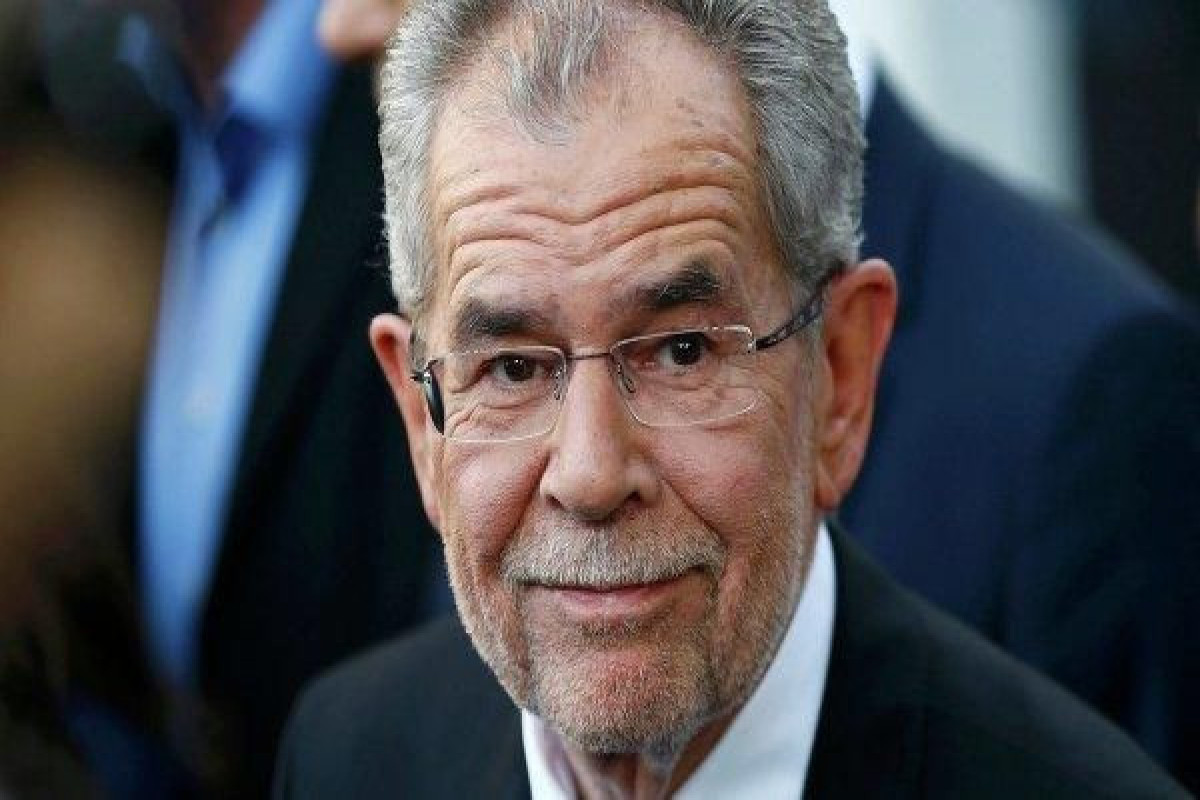 Александр Ван дер Беллен