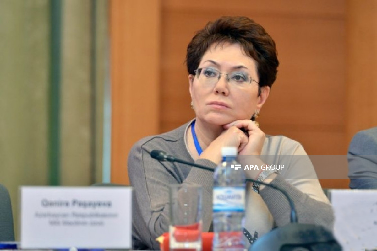 Эльмира Ахундова