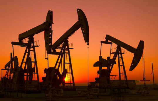 Азербайджанская нефть незначительно подешевела