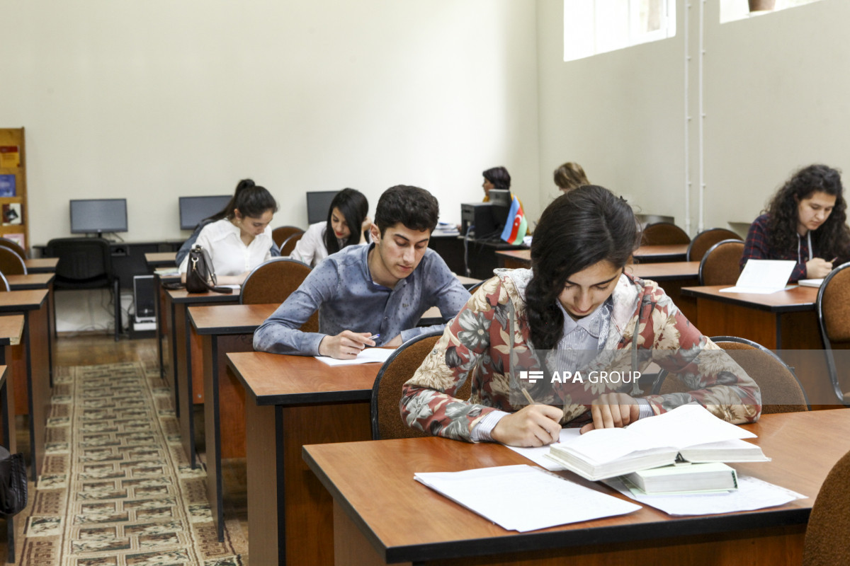 В Азербайджане увеличиваются расходы, связанные с проведением вступительных экзаменов
