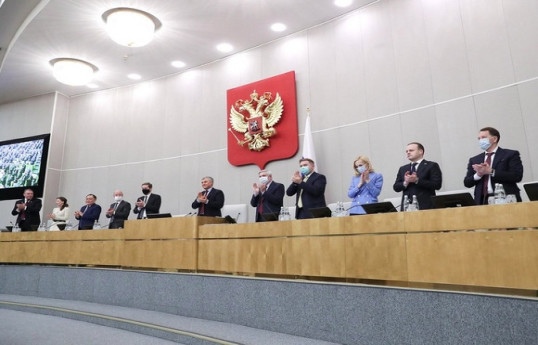 Депутатов Госдумы РФ снова начали тестировать на коронавирус