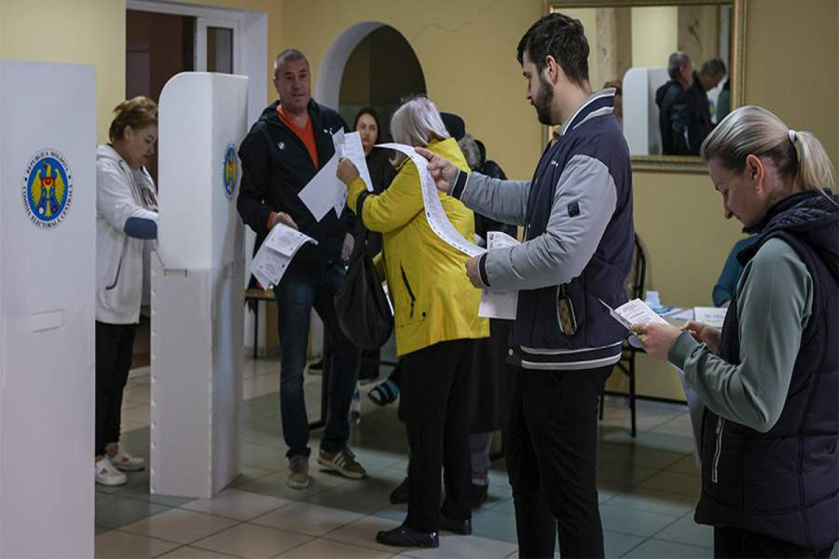 В Молдове правящая партия проигрывает оппозиции на местных выборах