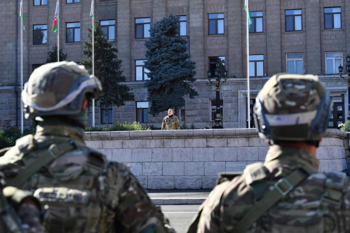 Президент Азербайджана выступил на военном параде в Ханкенди - ФОТО-ОБНОВЛЕНО-2 