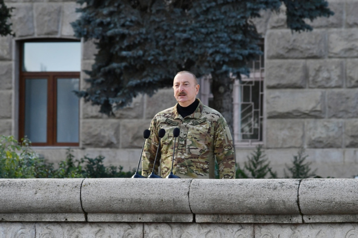 Президент Ильхам Алиев