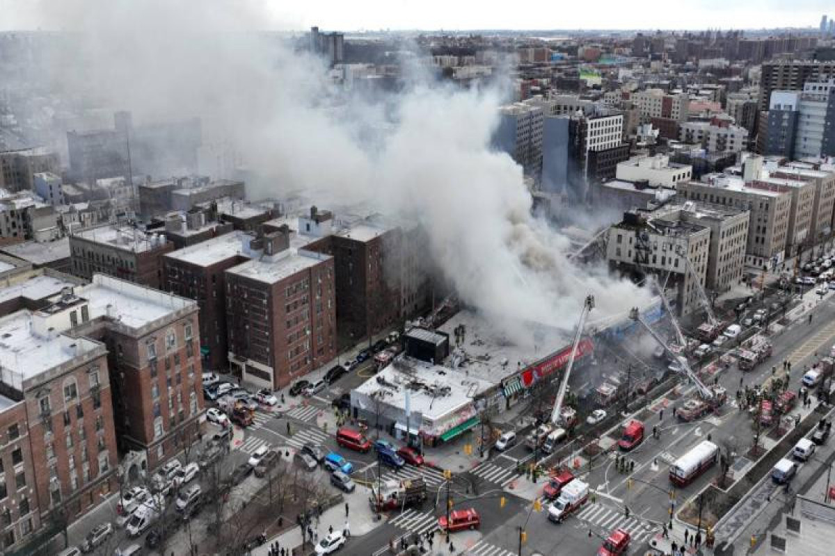 При пожаре в Нью-Йорке погибли 7, пострадали 18 человек-ОБНОВЛЕНО 