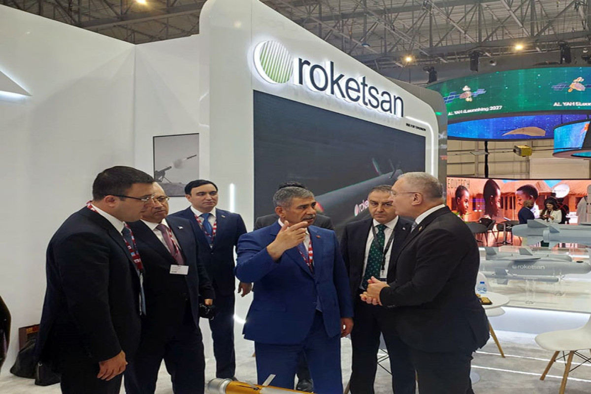 Глава Минобороны Азербайджана обсудил с руководством компании «ROKETSAN» военно-техническое сотрудничество
