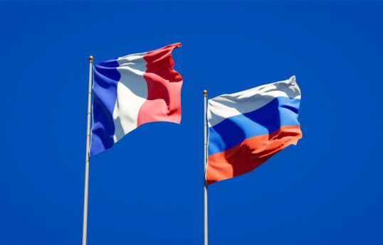 Россия закрывает визовые центры во Франции