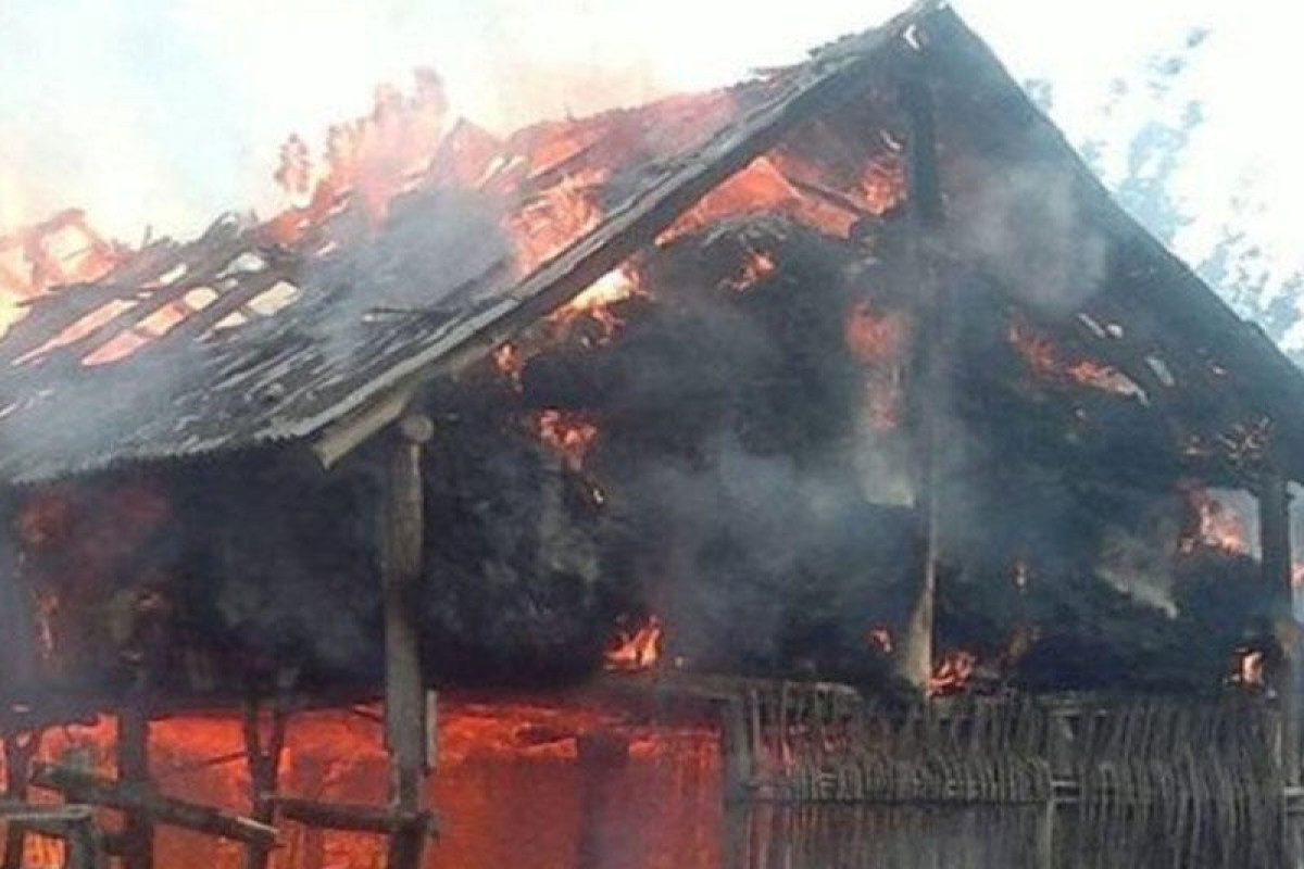 В Товузе на месте пожара найден обгоревший труп убитого мужчины
