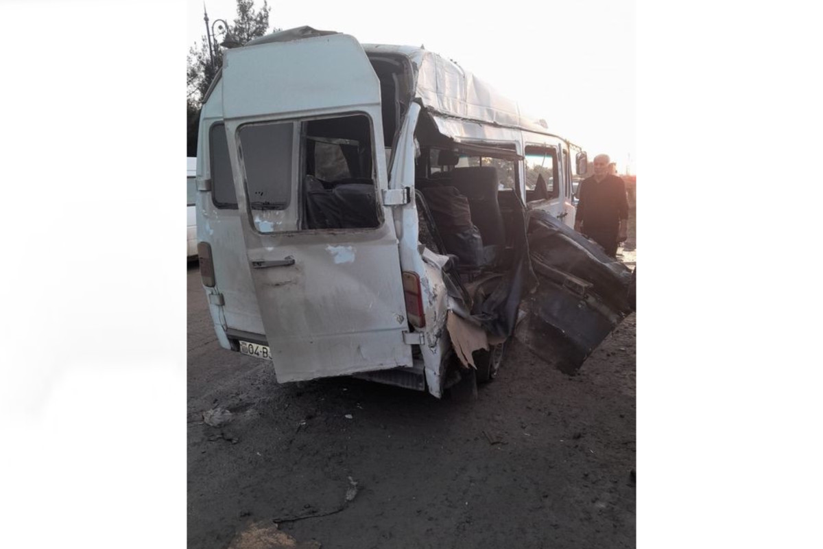 В Азербайджане столкнулись грузовик и микроавтобус, пострадали 11 человек -ФОТО-ОБНОВЛЕНО 