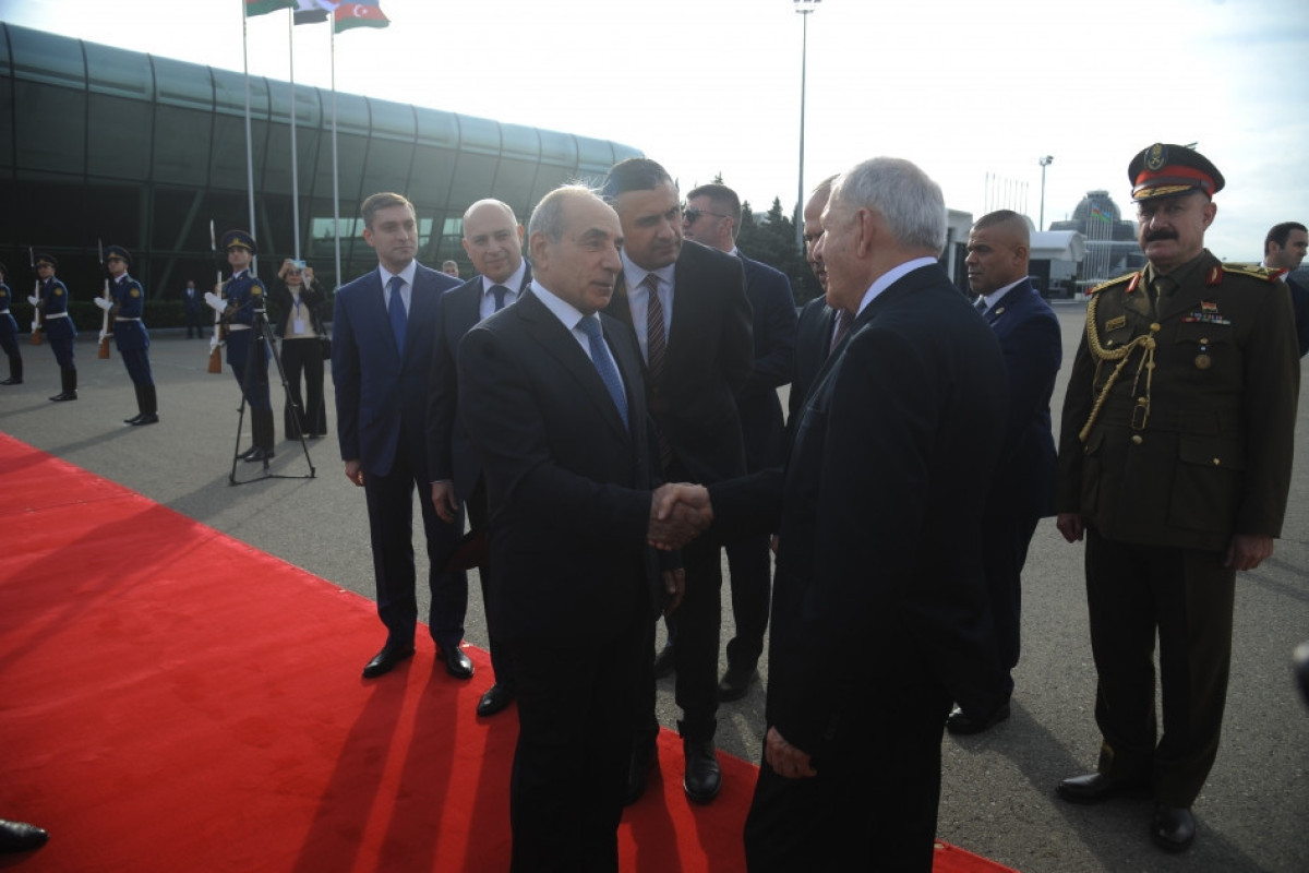 Президент Ирака Абдель Латиф Джамал Рашид прибыл с официальным визитом в Азербайджан -ФОТО 