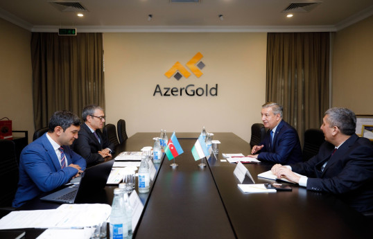 Председатель правления ОАО «AzerGold» встретился с послом Узбекистана