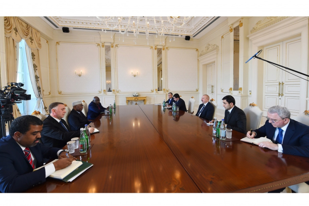Президент Азербайджана принял генсека ОИС-ОБНОВЛЕНО 
