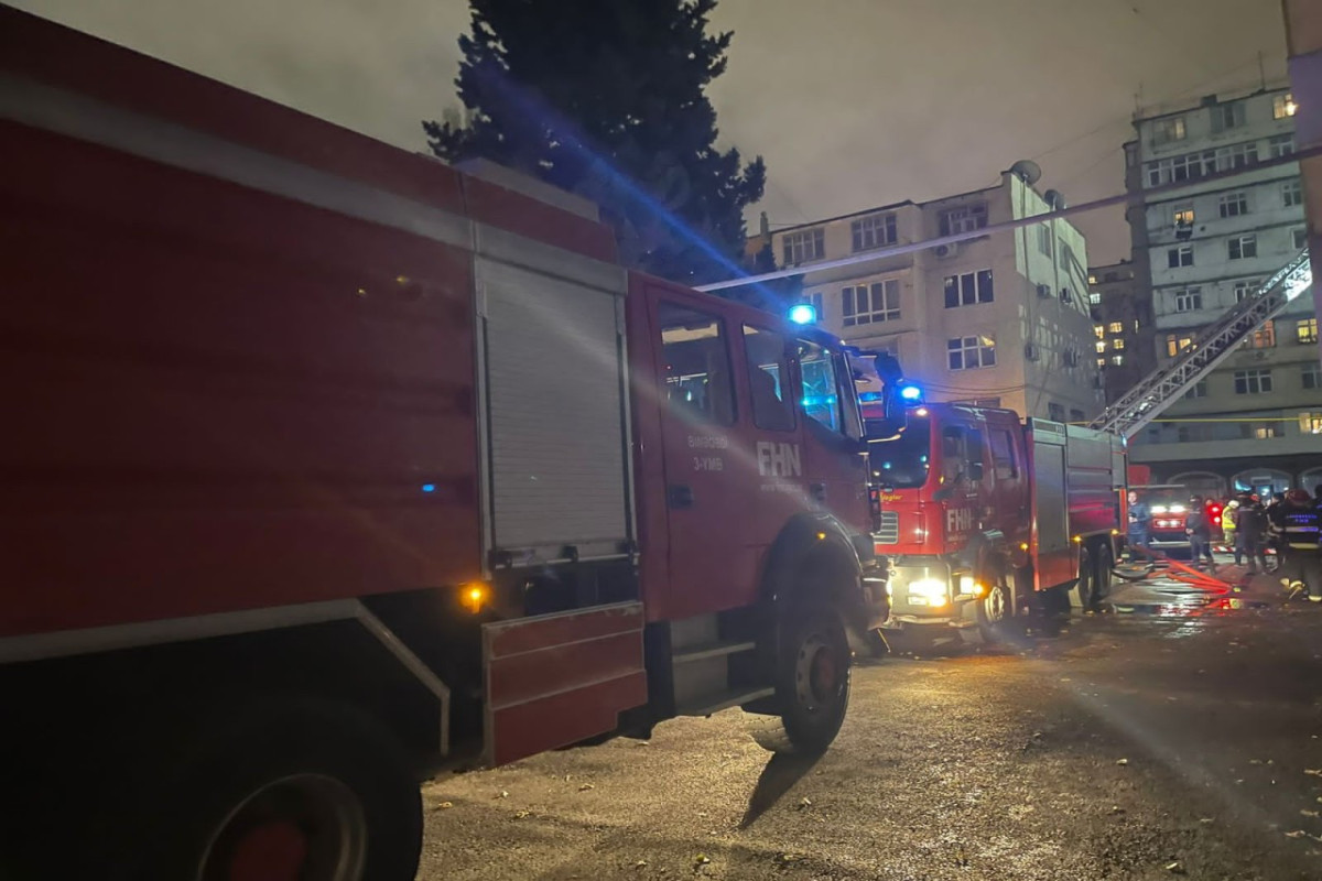Пожар на торговом объекте в Баку полностью потушен-ОБНОВЛЕНО  -ФОТО 