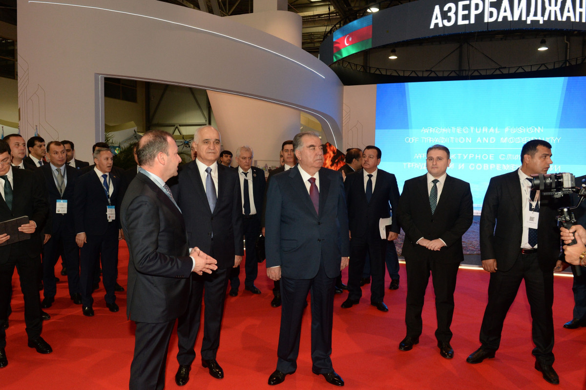 Президент Таджикистана ознакомился с выставкой «Выставка стран СПЕКА: региональное сотрудничество для устойчивого развития»
