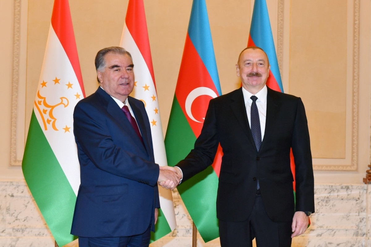 Президент Азербайджана: Наши отношения с Таджикистаном развиваются очень успешно