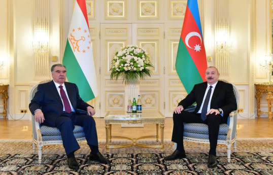 Президент Азербайджана встретился с таджикским коллегой-ОБНОВЛЕНО 