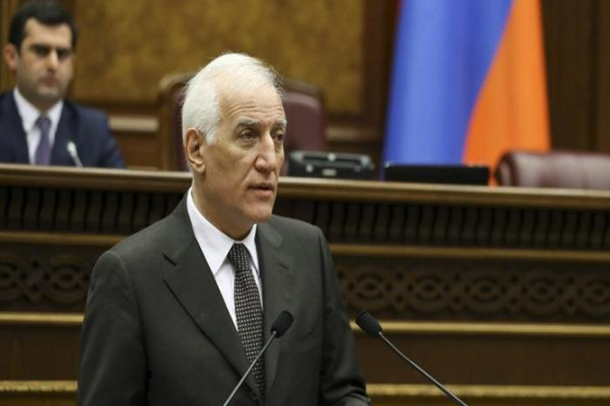 Президент Армении не считает целесообразным сохранение «институтов» незаконного режима