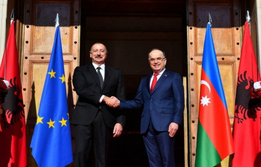 Президент Ильхам Алиев: За прошедшие 30 лет азербайджано-албанское сотрудничество динамично развивалось