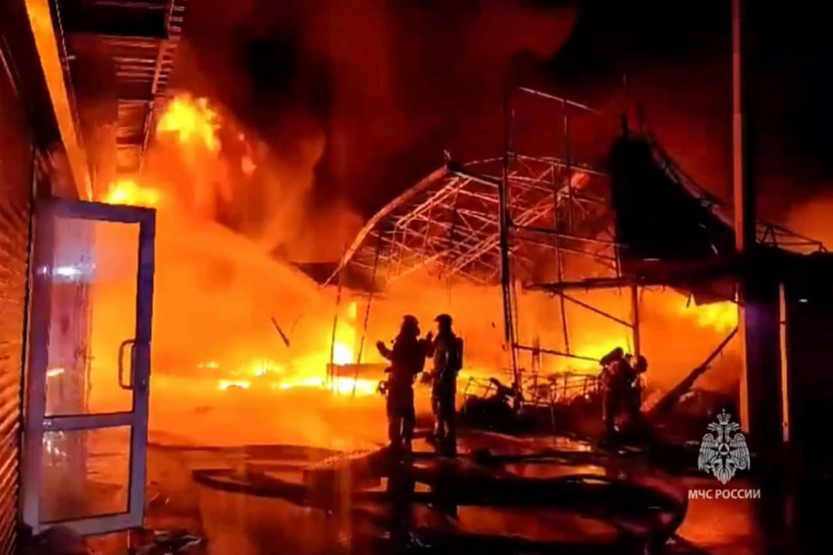 Пожар на крупнейшем вещевом рынке России полностью потушен-ФОТО -ВИДЕО -ОБНОВЛЕНО 1 