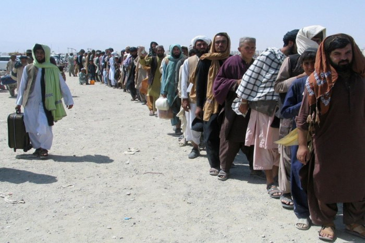 СМИ: Пакистан депортирует более 1 млн нелегальных афганских мигрантов