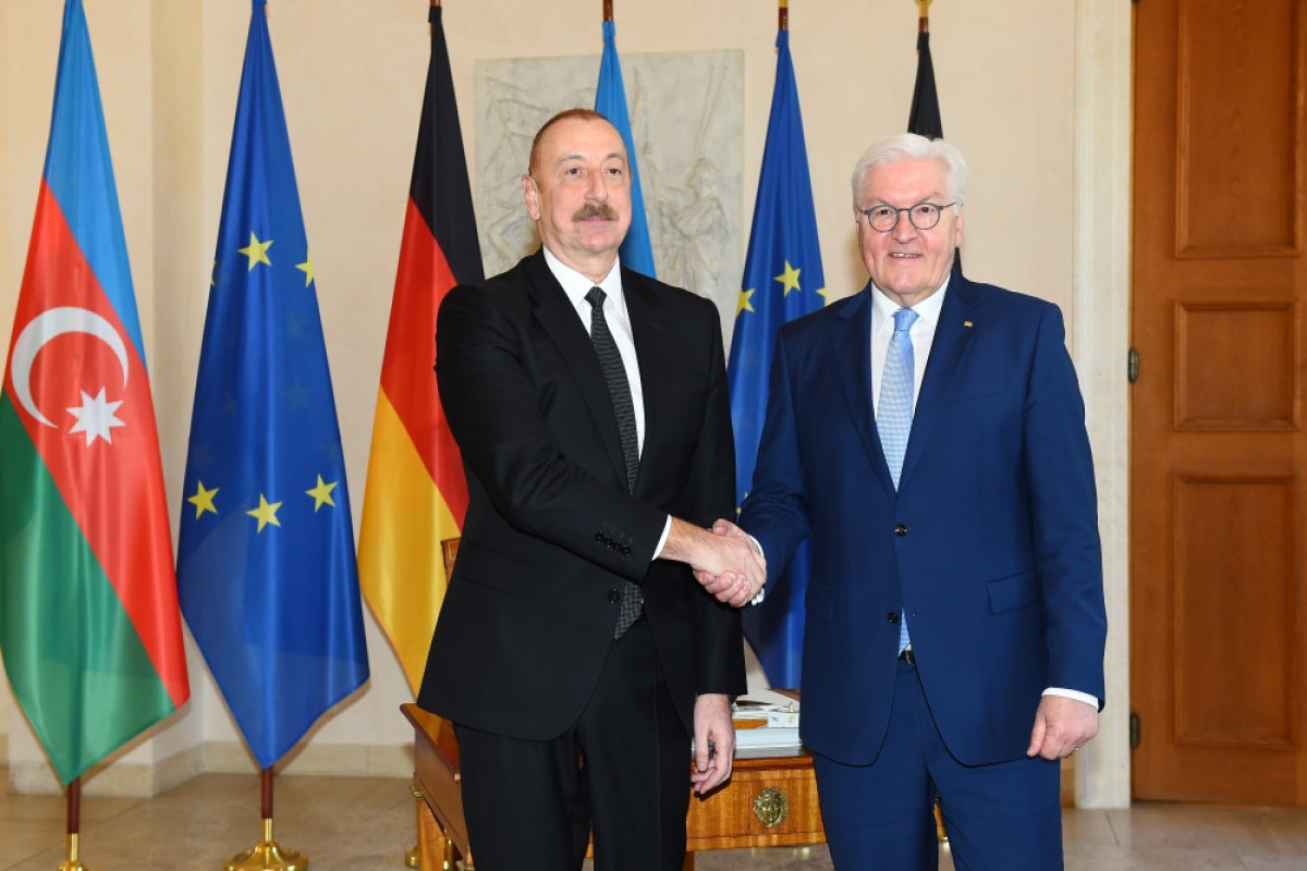 Глава азербайджанского государства поздравил президента Германии