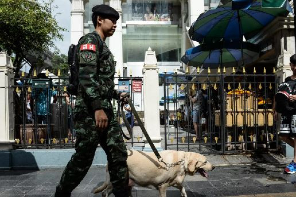 В результате стрельбы в торговом центре в Бангкоке погибли три человека